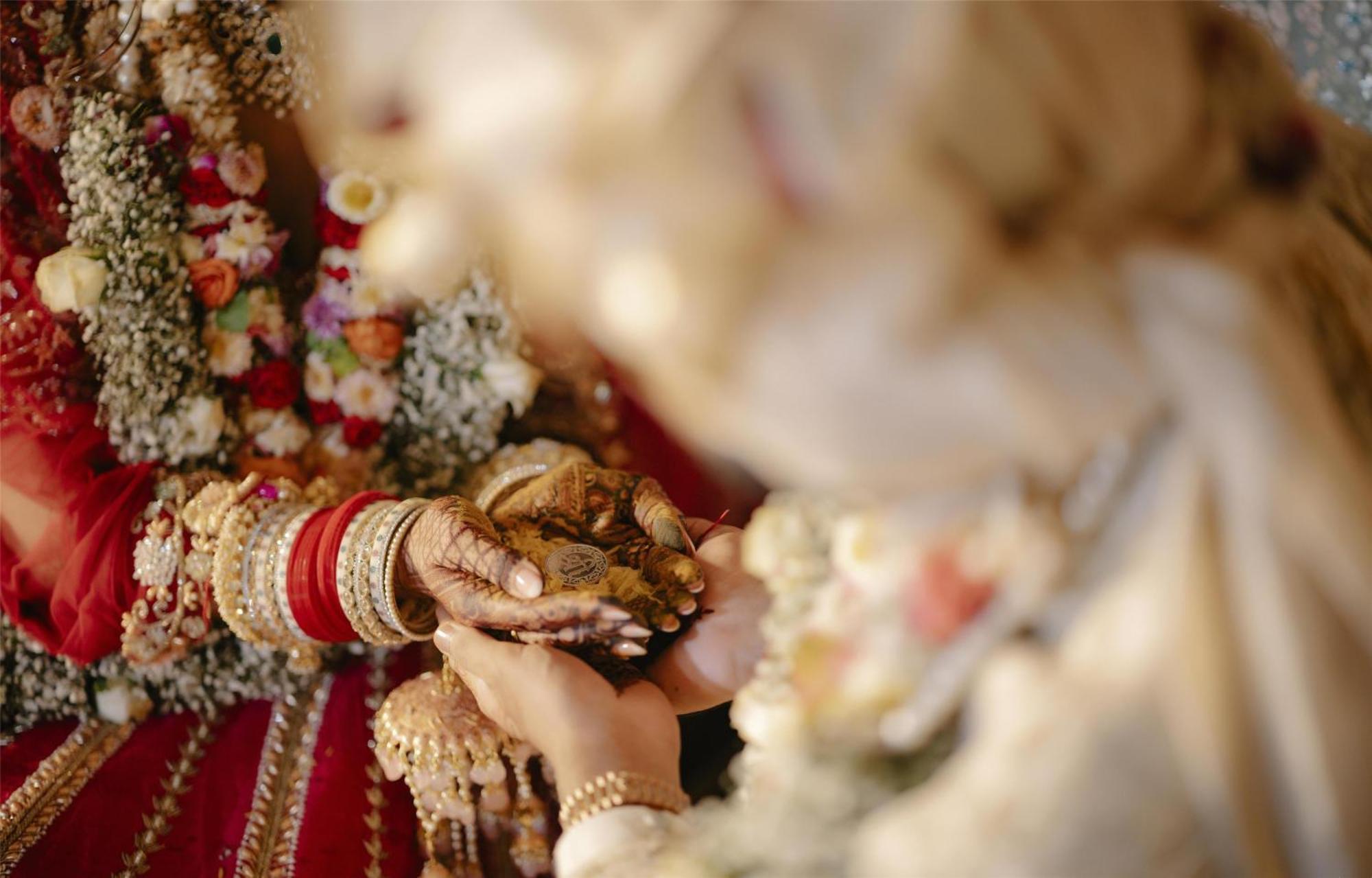 Radisson Hotel Vrindavan Bagian luar foto